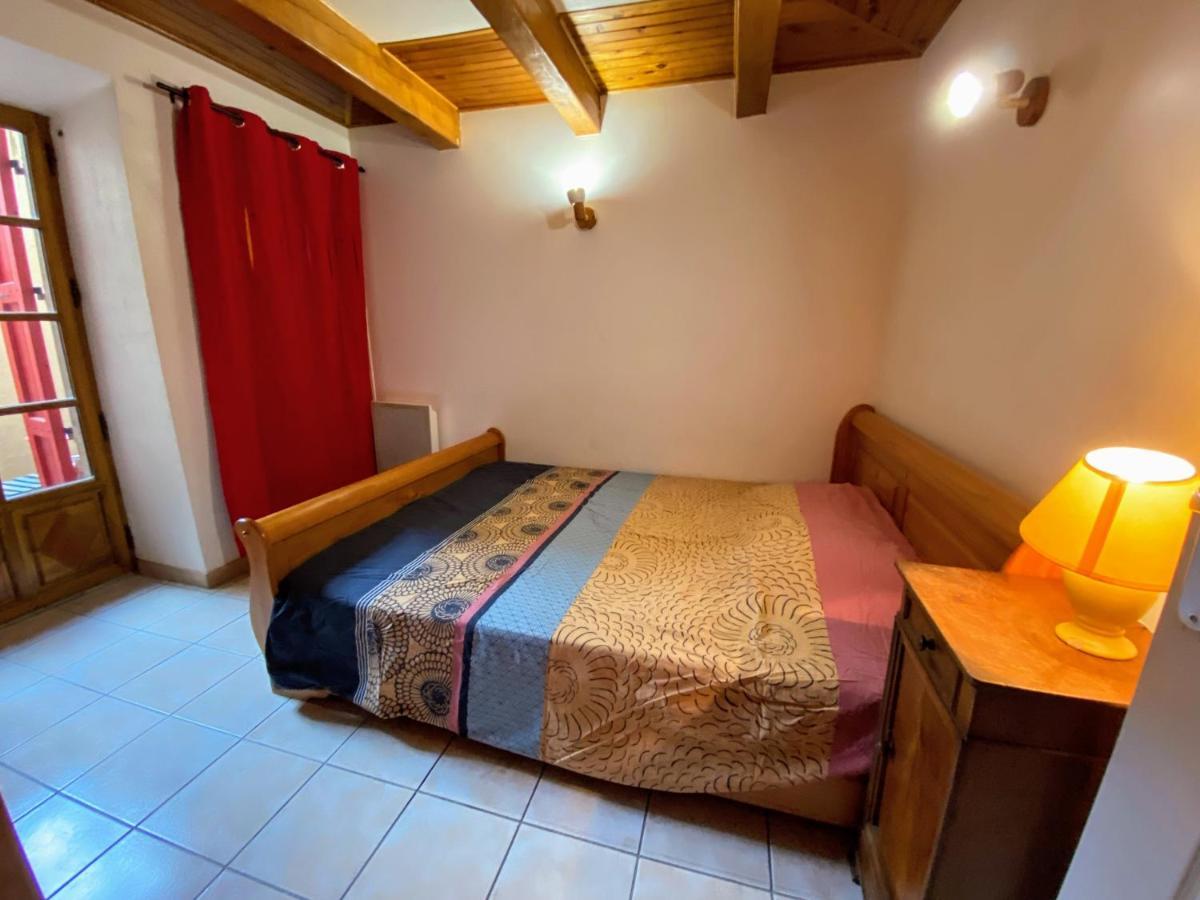 Appartement 4 Pers Plein Centre Ville, Wifi, Balcon Laragne-Monteglin Экстерьер фото